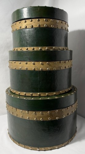 Vtg round nesting hat boxes - round,